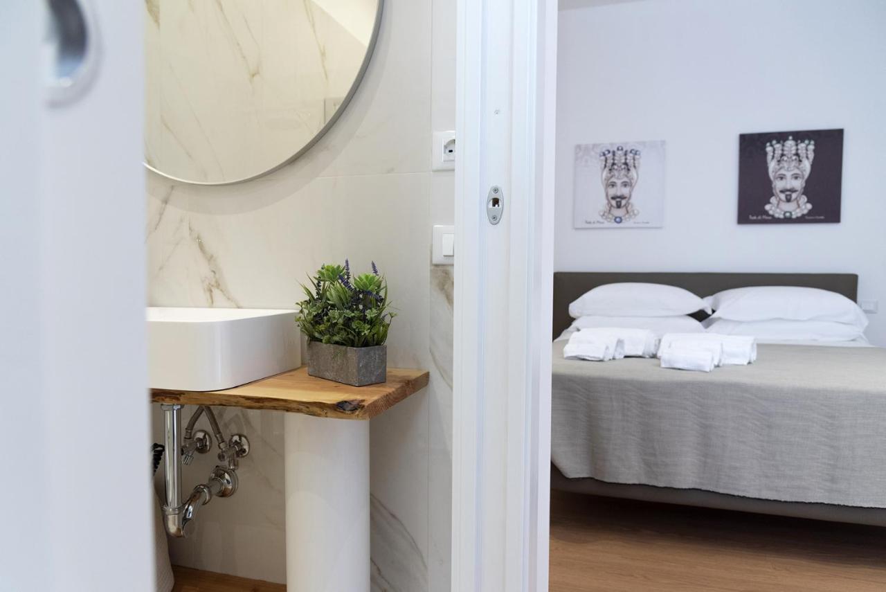 Civicocento Charming Rooms Катания Екстериор снимка