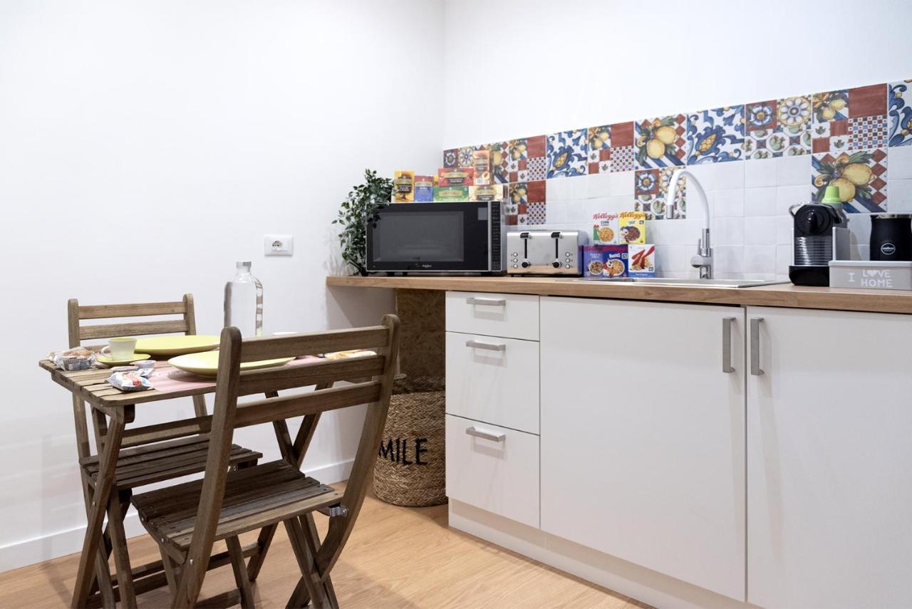 Civicocento Charming Rooms Катания Екстериор снимка