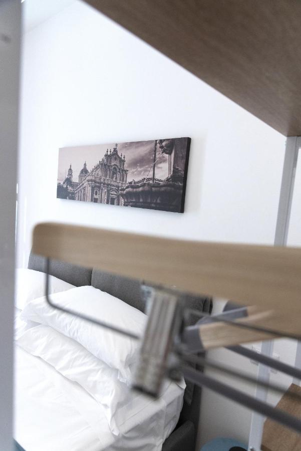 Civicocento Charming Rooms Катания Екстериор снимка