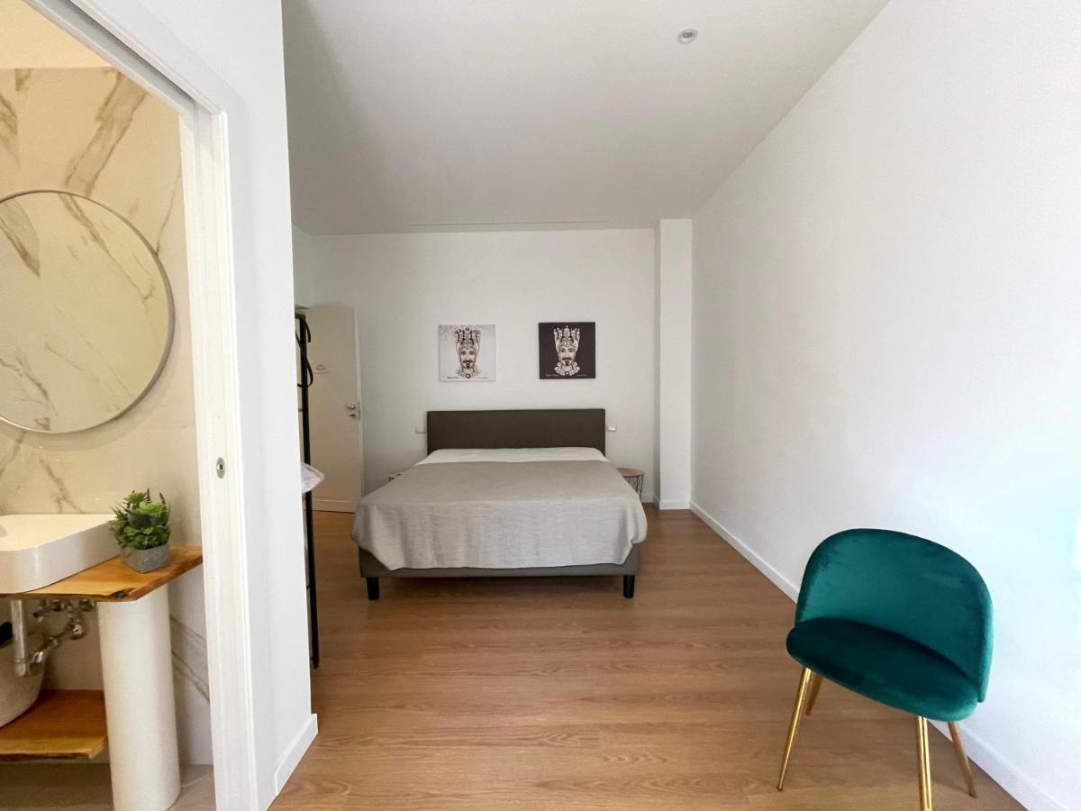 Civicocento Charming Rooms Катания Екстериор снимка
